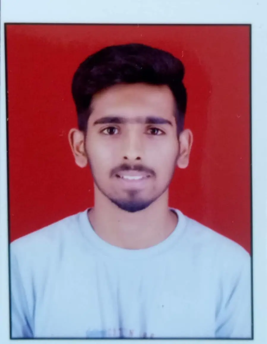 Placement student Saurabh Sunil Sanghavi